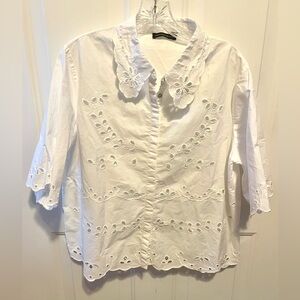 Said Fifth Avenue White eyelet button down short sleeve shirt